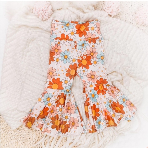Other - Boho Floral Flared Pant 🌼​